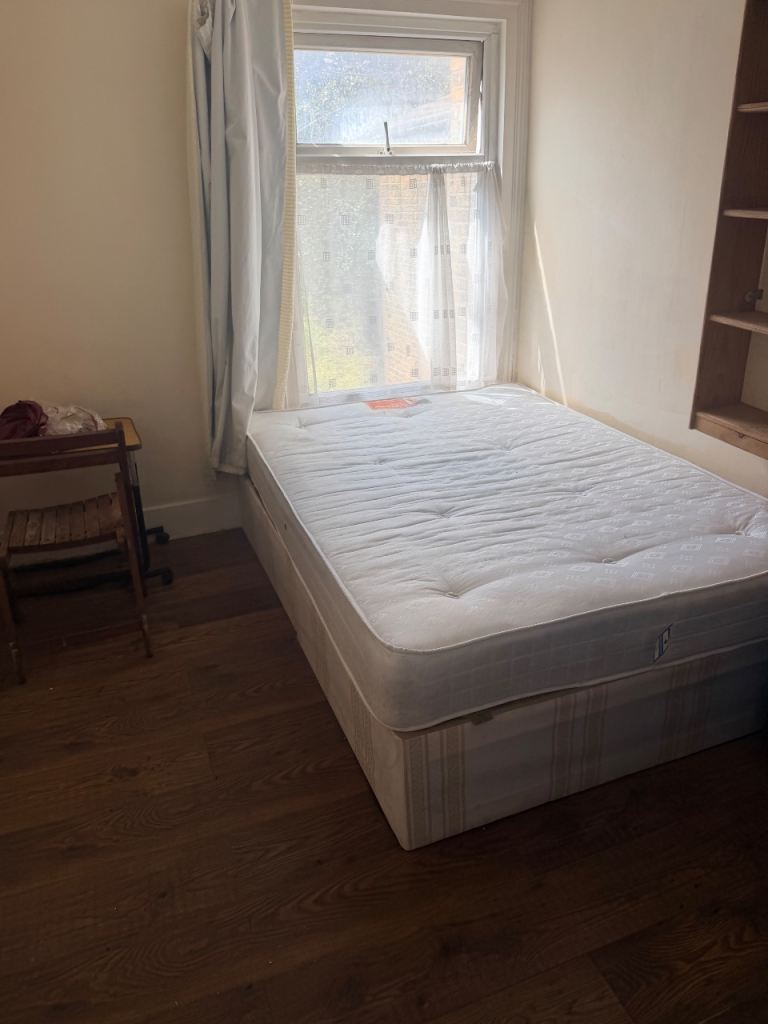 Double room in Hounslow Central 