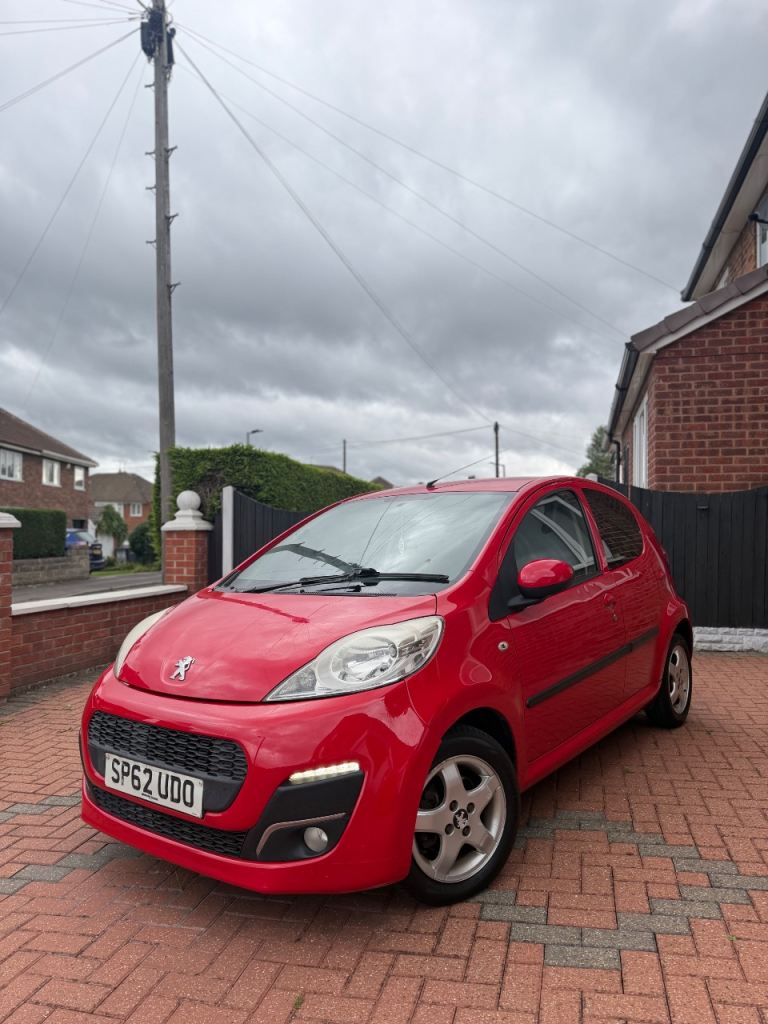 Peugeot, 107, Hatchback, 2012, Manual, 998 (cc), 5 doors