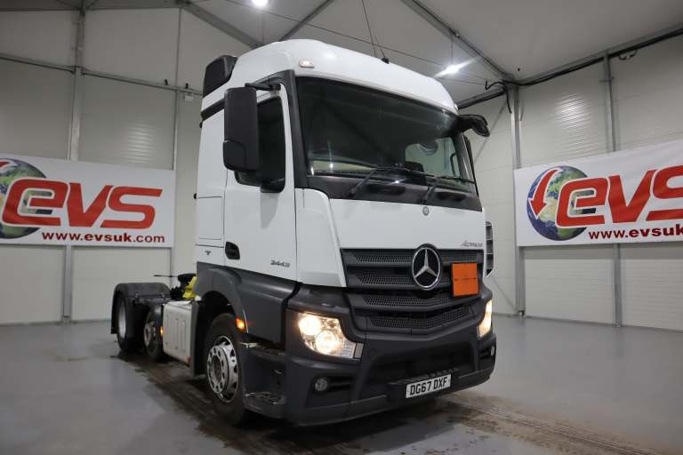 2017 (67 PLATE) Mercedes Benz ACTROS 2443 6x2 Euro 6 Tractor Units