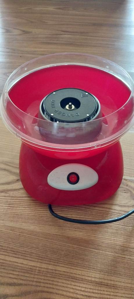 Red Candy Floss Maker – Good Condition