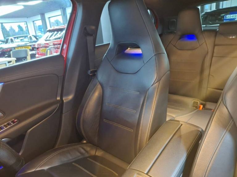 2019 Mercedes-Benz A-Class 2.0 A35 AMG (Premium Plus) Hatchback 5dr Petrol SpdS DCT 4MATIC Euro 6...