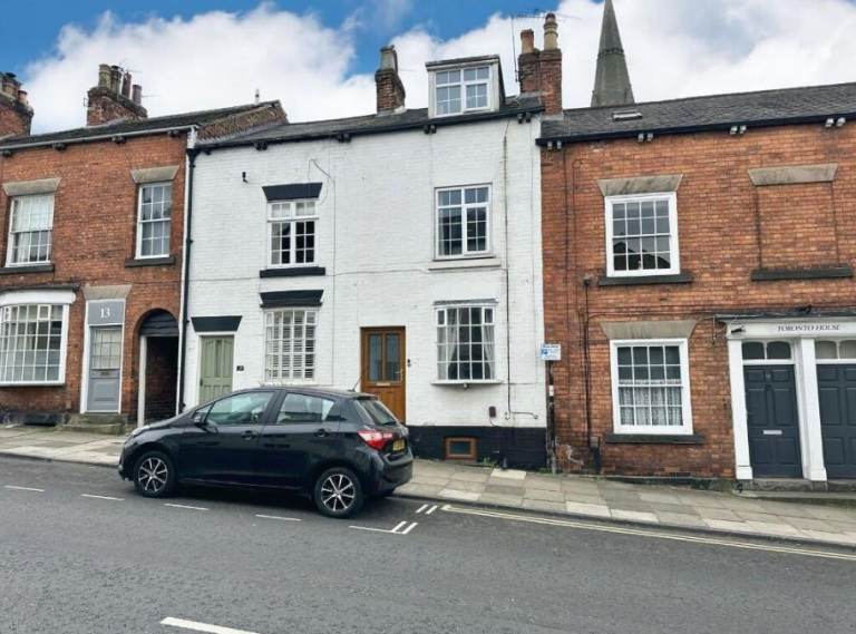 ✨ Newly Reduced in Knaresborough – Fantastic Opportunity for First-Time Buyers or Investors! ✨ 