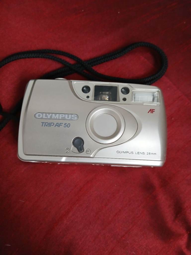 Olympus Trip AF 50 Film Camera – Silver, Good Condition