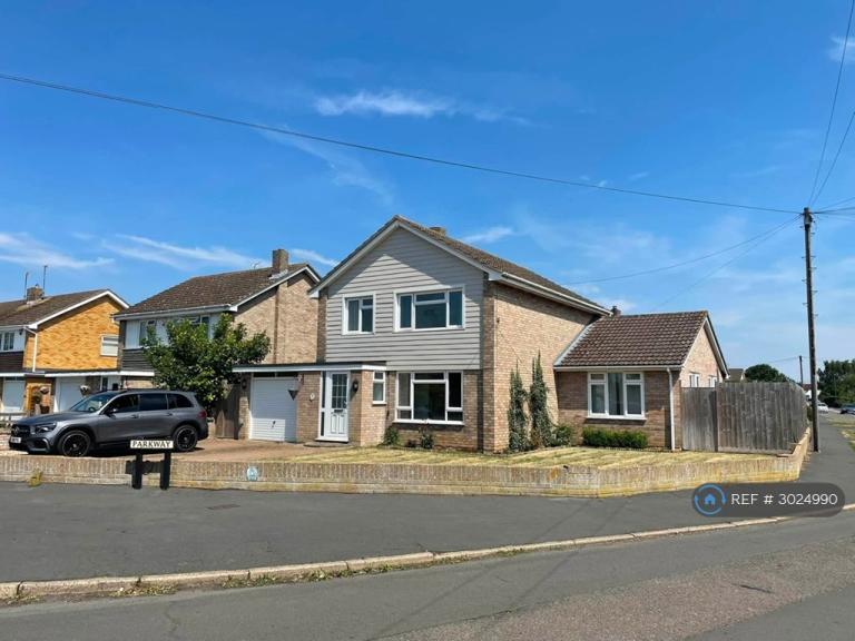 4 bedroom house in Parkway, St Ives, PE27 (4 bed) (#3024990)