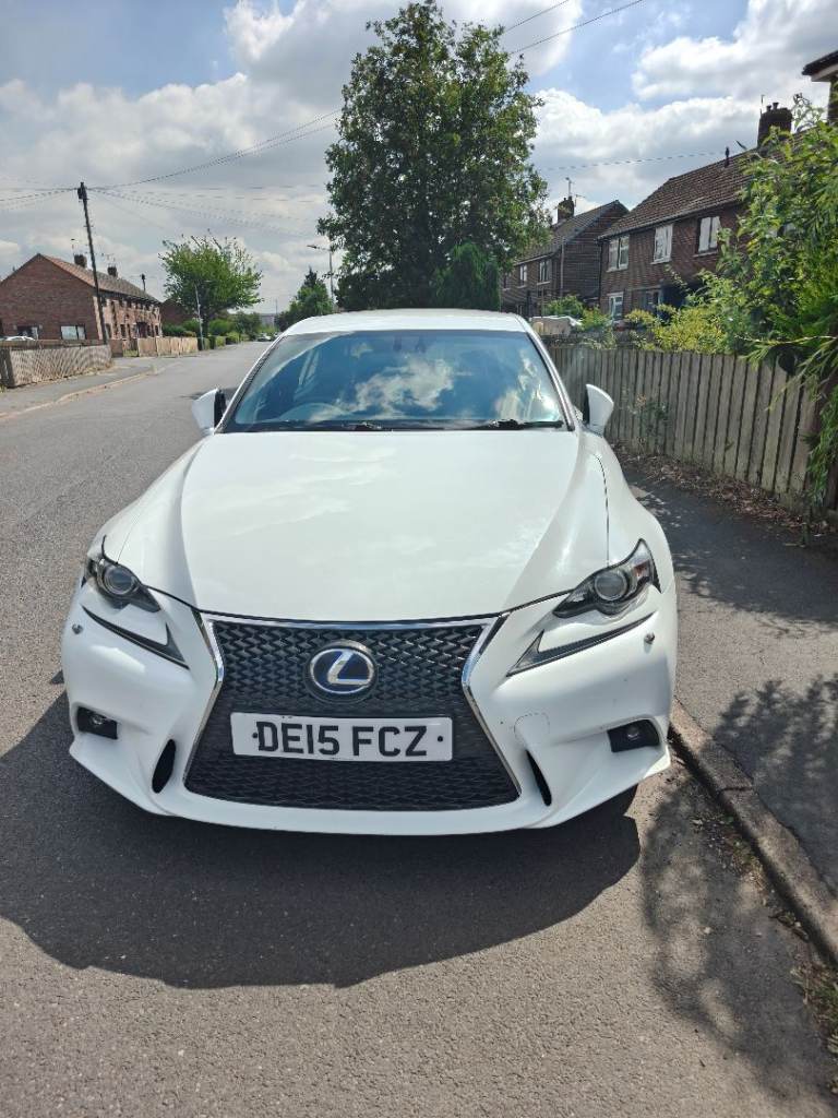 LEXUS IS300H