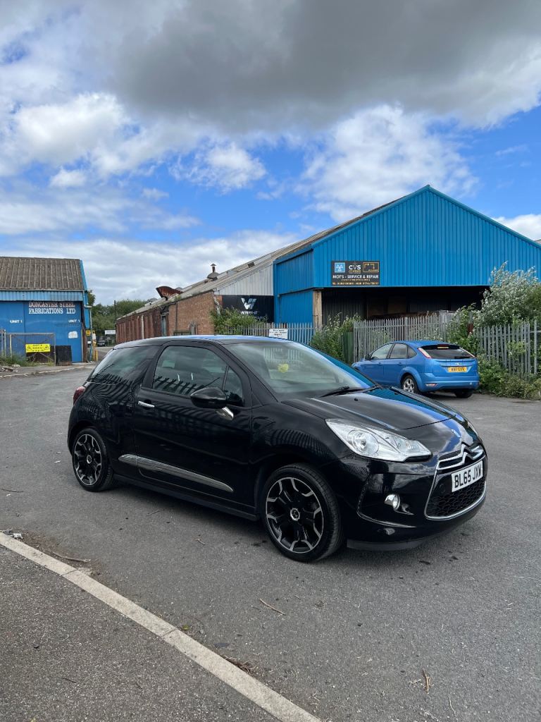 DS, DS 3, Hatchback, 2015, Manual, 1199 (cc), 3 doors