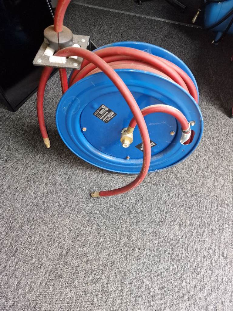 Clarke Air Hose Reel Line 30 Meter Retractable Rewind Wall Mountable Heavy Duty