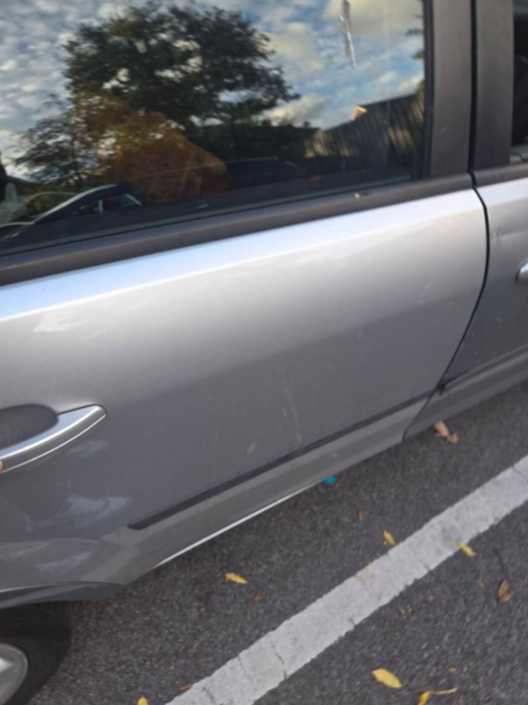 Ford, FOCUS, Hatchback, 2005, Manual, 1596 (cc), 5 doors