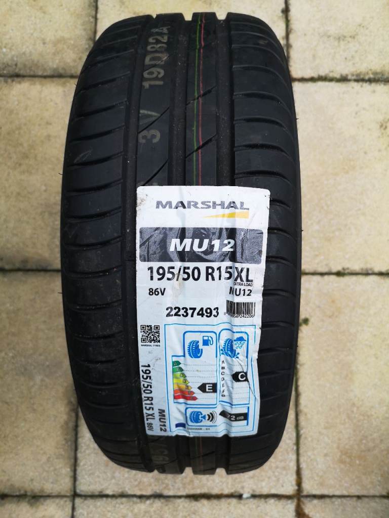 Spare car wheel and tyre (unused) 