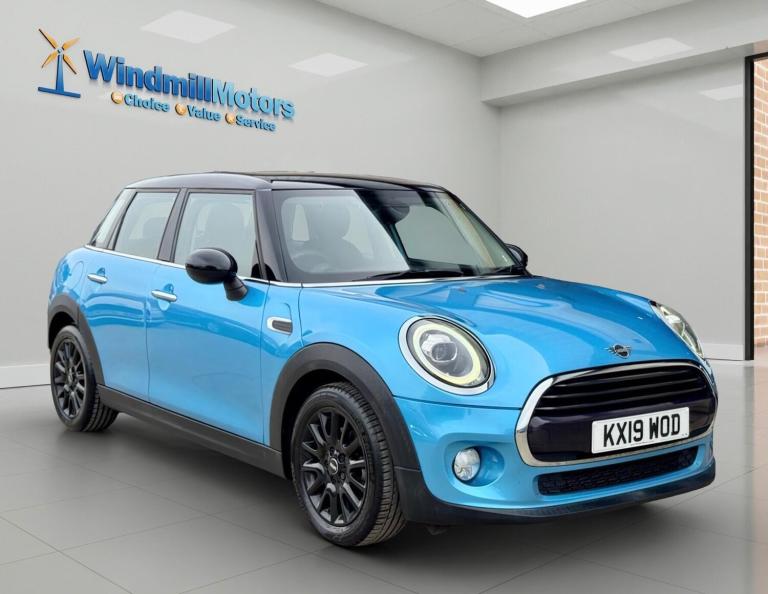 2019 MINI Hatch 1.5 Cooper Classic Euro 6 (s/s) 5dr HATCHBACK Petrol Manual