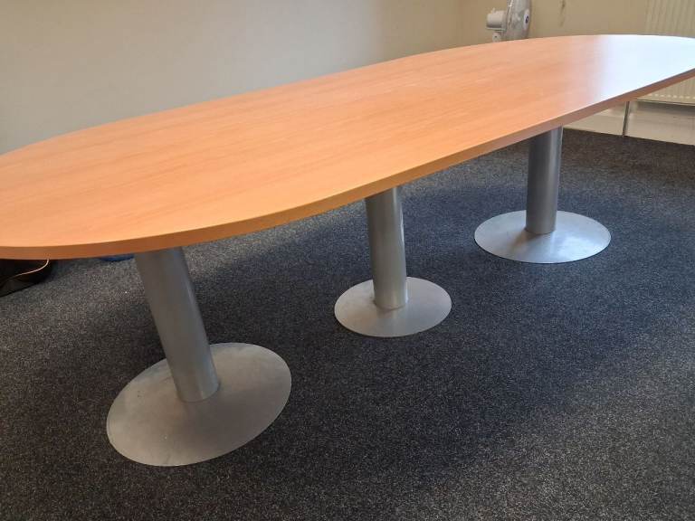 Boardroom/meeting room suite