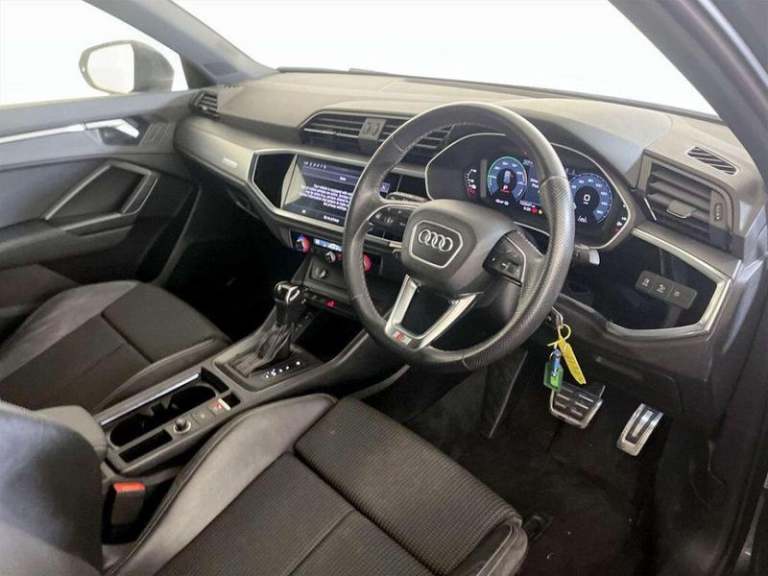 2021 Audi Q3 1.4 TFSIe 45 S line S Tronic Euro 6 (s/s) 5dr 13kWh Automatic SUV Hybrid Automatic