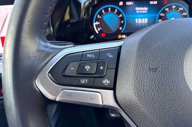 2022 Volkswagen Golf 1.5 TSI Life 5dr Hatchback Petrol Manual