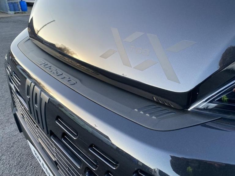 2025 SUNLIGHT T68 XX EDITION 4 BERTH MOTORHOME