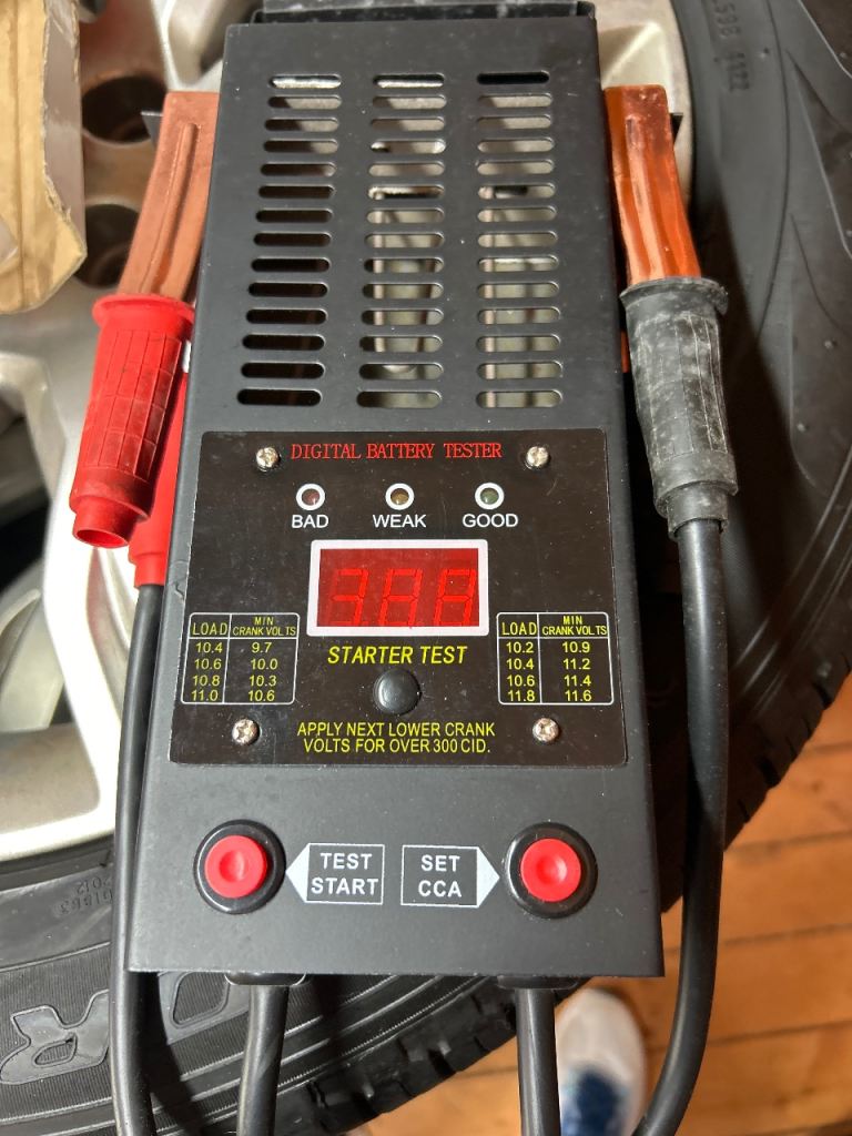 Digital battery tester