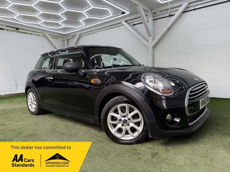  MINI Hatch 1.5 Cooper Euro 6 (s/s) 3dr Petrol Manual