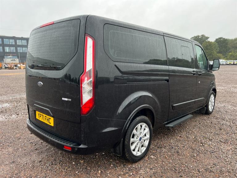 2021 Ford Tourneo Custom 320 TITANIUM ECOBLUE 9 SEATER Minibus Diesel/Ele Manual
