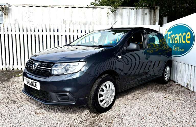CAN'T GET CREDIT? CALL US! Dacia Sandero 0.9 TCe Essential, 2020, Manual - £99 DEPOSIT, £40 PER WEEK