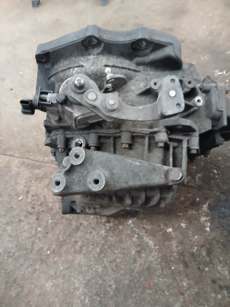 ASTRA J M32 GEARBOX