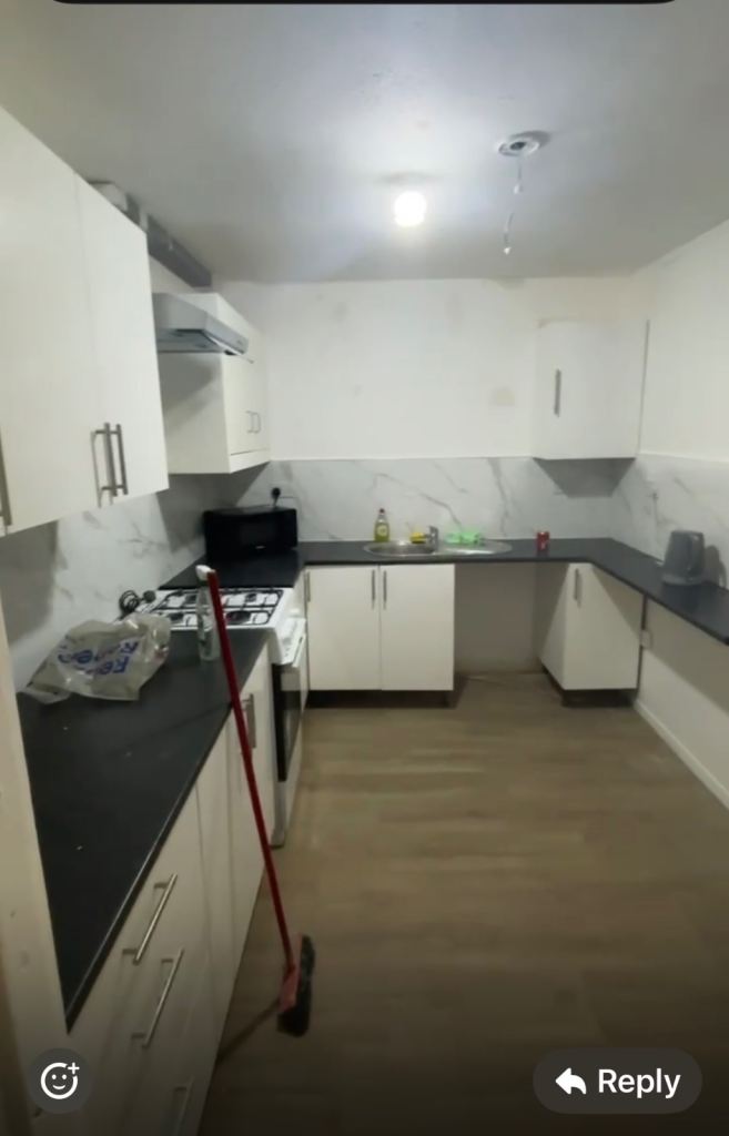 Room single or double to rent Slough near Heathrow DSS UC  welcome 