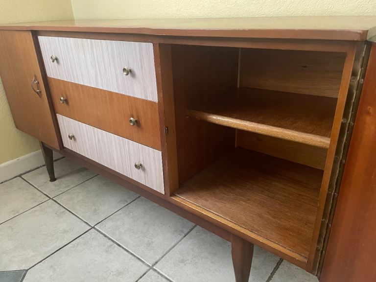 Vintage sideboard 