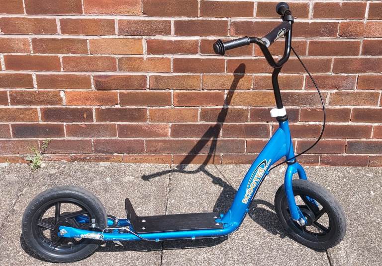 Kids Blue Scooter with 12" Inflatable Tyres