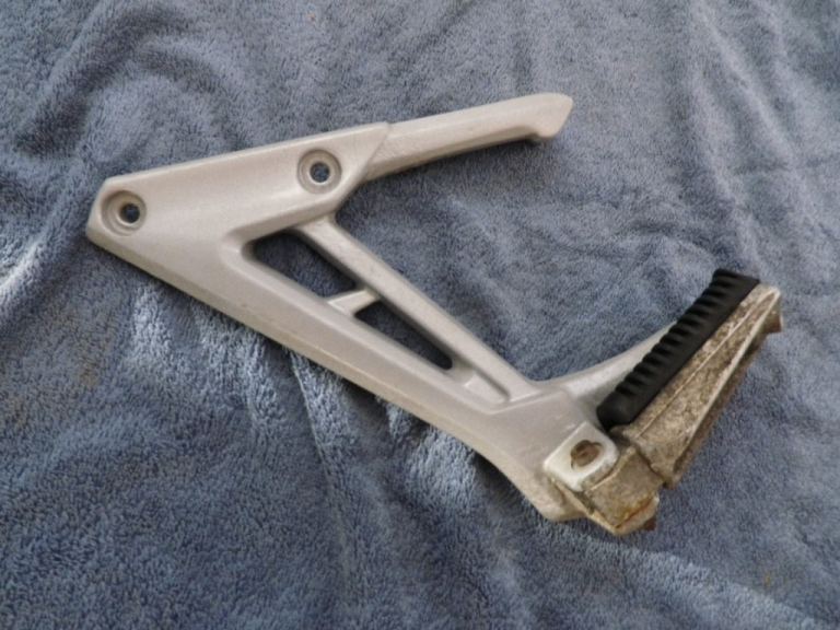 Yamaha FZS 1000 Fazer 2003 Rear Foot Rest and Hanger Left Side 