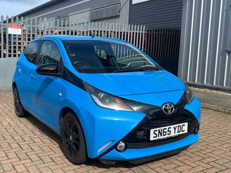 2015 Toyota AYGO 1.0 VVT-i X-Cite 2 5dr x-shift HATCHBACK PETROL Automatic