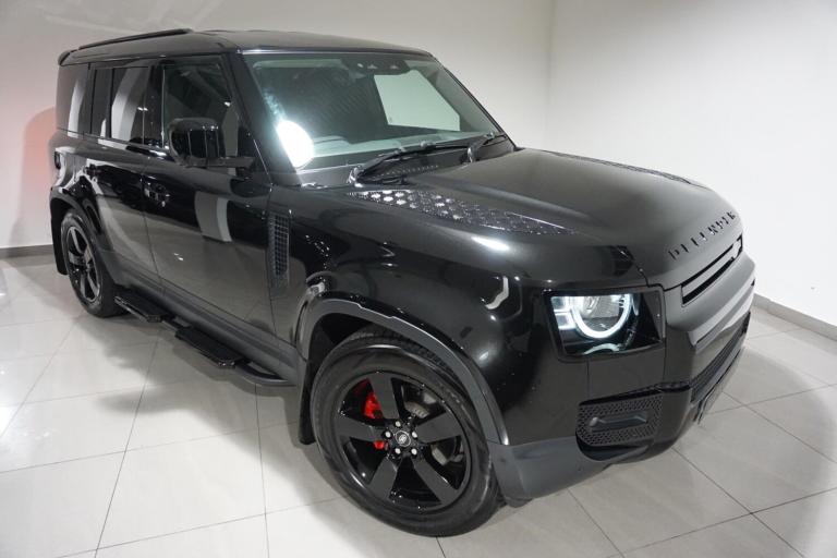 2023 Land Rover Defender 110 3.0 D250 MHEV HSE Hard Top SUV Auto 4WD MWB Euro 6 (s/s) 5dr PANEL V...