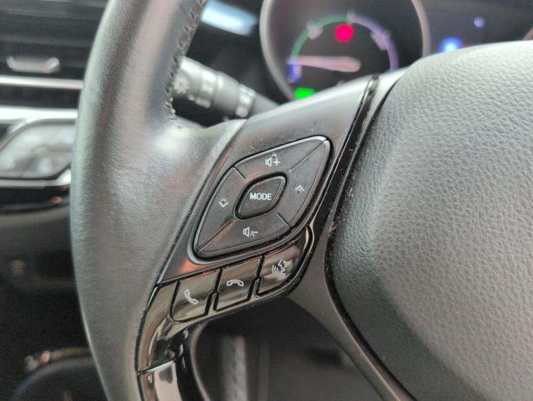 2020 Toyota C-HR 1.8 VVT-h Design SUV 5dr Petrol Hybrid CVT Euro 6 (s/s) (122 ps) - SAT NAV, HATC...