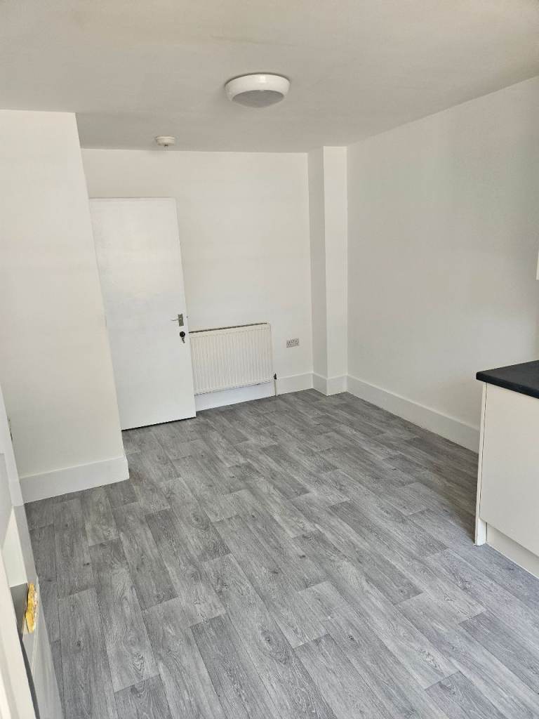 2 bedroom flat Maidstone 