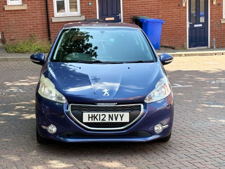 Peugeot, 208, Hatchback, 2012, Manual, 1397 (cc), 3 doors