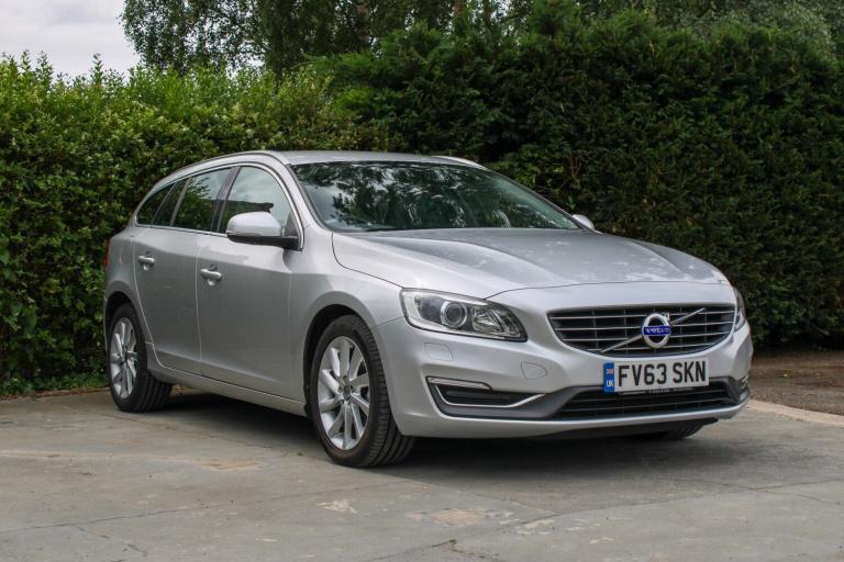 VOLVO V60 2.0 D3 SE Lux 2013