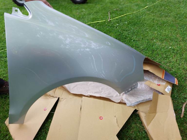 Polo 9N3 Front wings