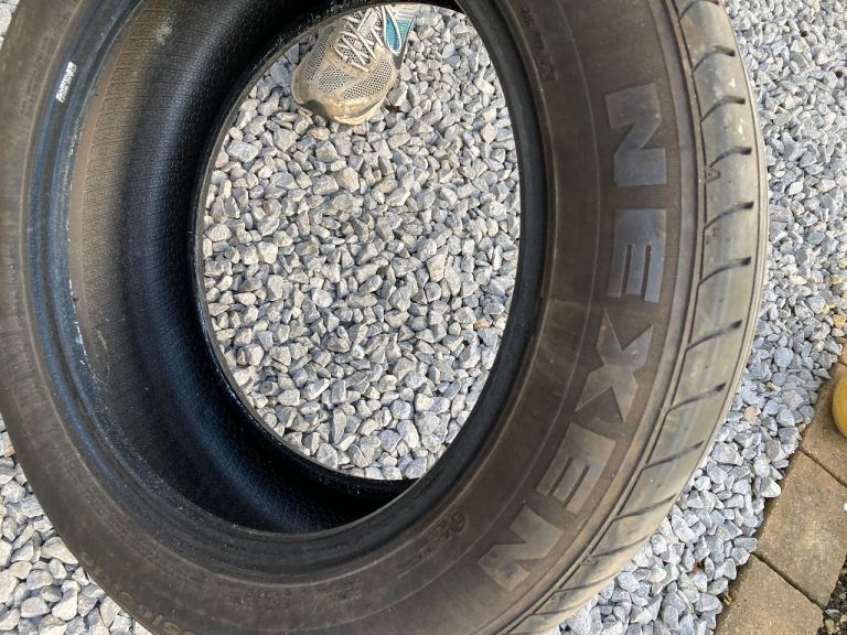 Car tyre Nexen 195/60 R16 N Blue HD Plus Excellent condition