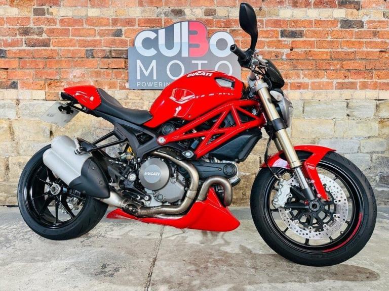 DUCATI MONSTER 1100 EVO 2012 61