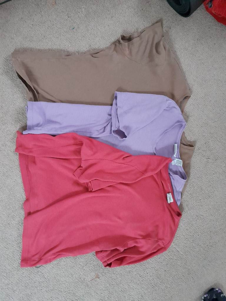 3 women's t-shirts, £2 each or all 3 for £5