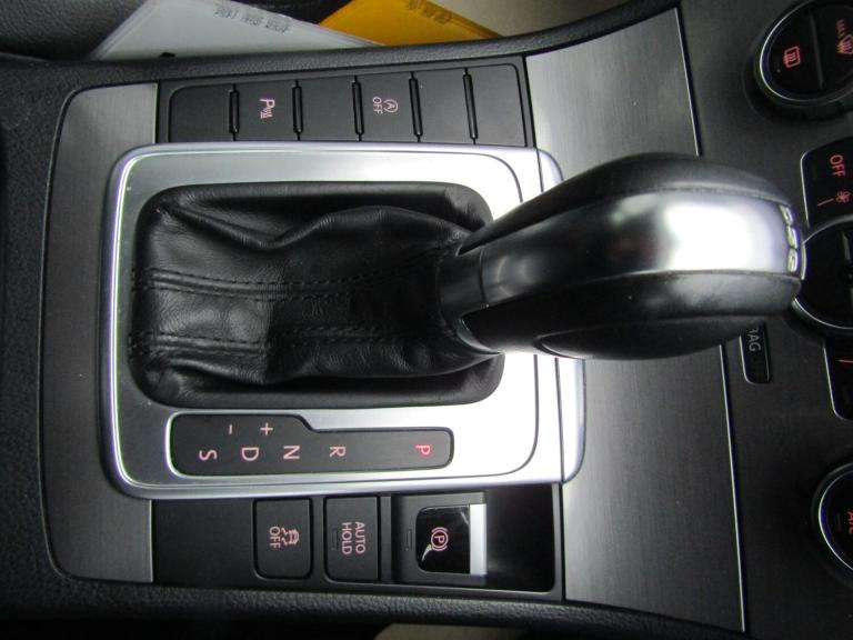 Volkswagen Passat 2.0 TDI Bluemotion Tech Executive Auto Estate GREAT CONDITION