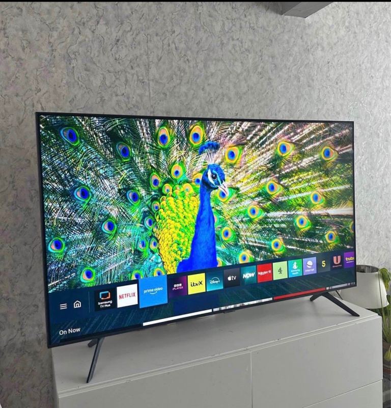 image for 55” 4K Samsung Smart   WiFi Ultra Hd led tv   Excellent condition