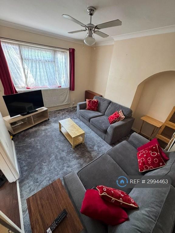 2 bedroom house in Northborough Road, London, SW16 (2 bed) (#2994463)