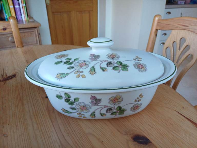 Autumn Leaves Crockery - Individually Priced