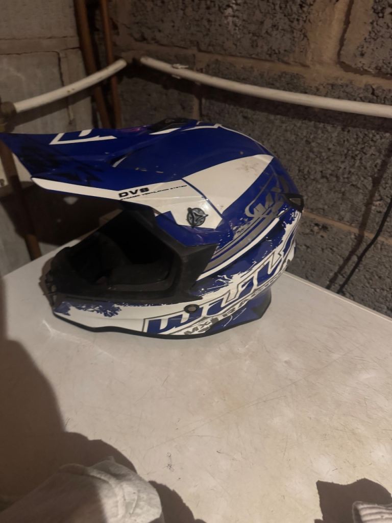 Kids WULF sport off road helmet 