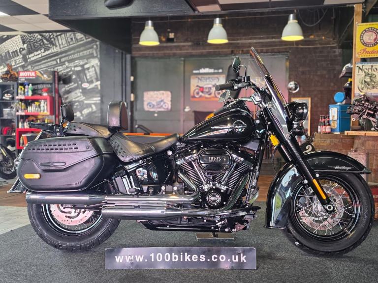 2017/67 HARLEY-DAVIDSON SOFTAIL HERITAGE CLASSIC 1868cc 114 3,400 MILE'S 
