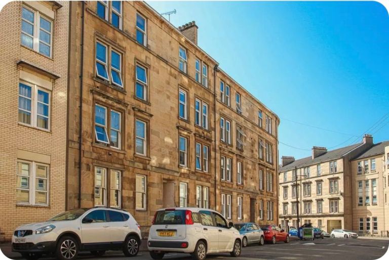 3 BED FLAT IN GLASGOW'S WEST END