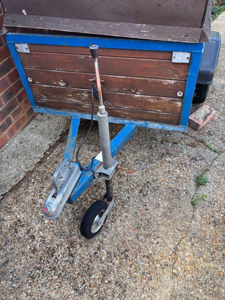 5x4 trailer with jockey wheel