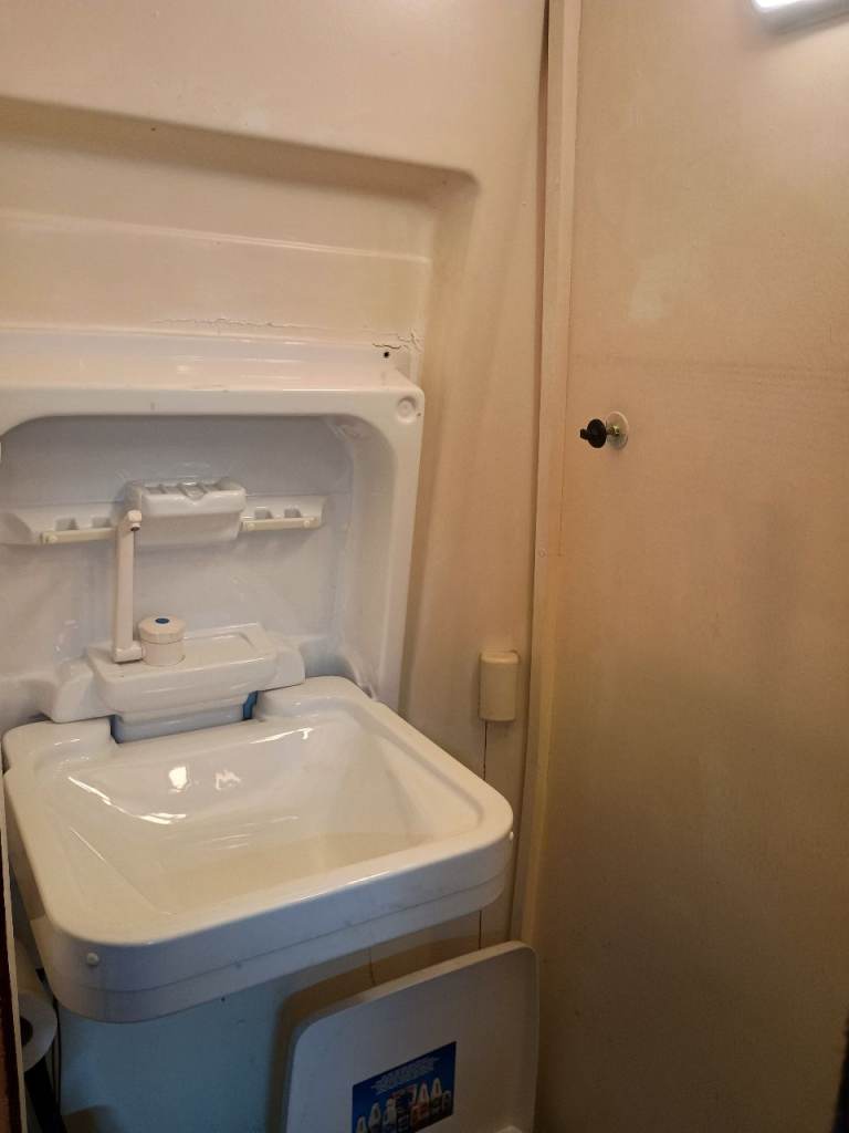 FIAT DUCATO CAMPER + TOW CAR