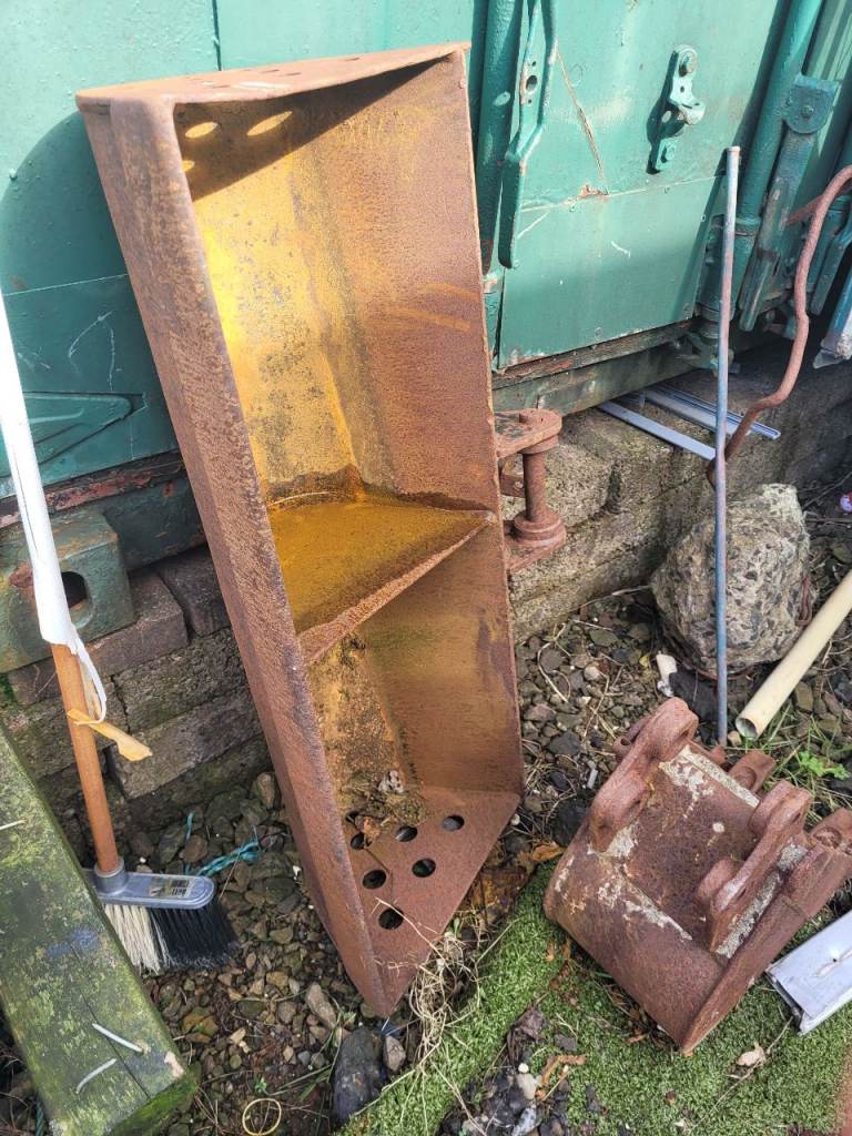 Mini digger buckets 