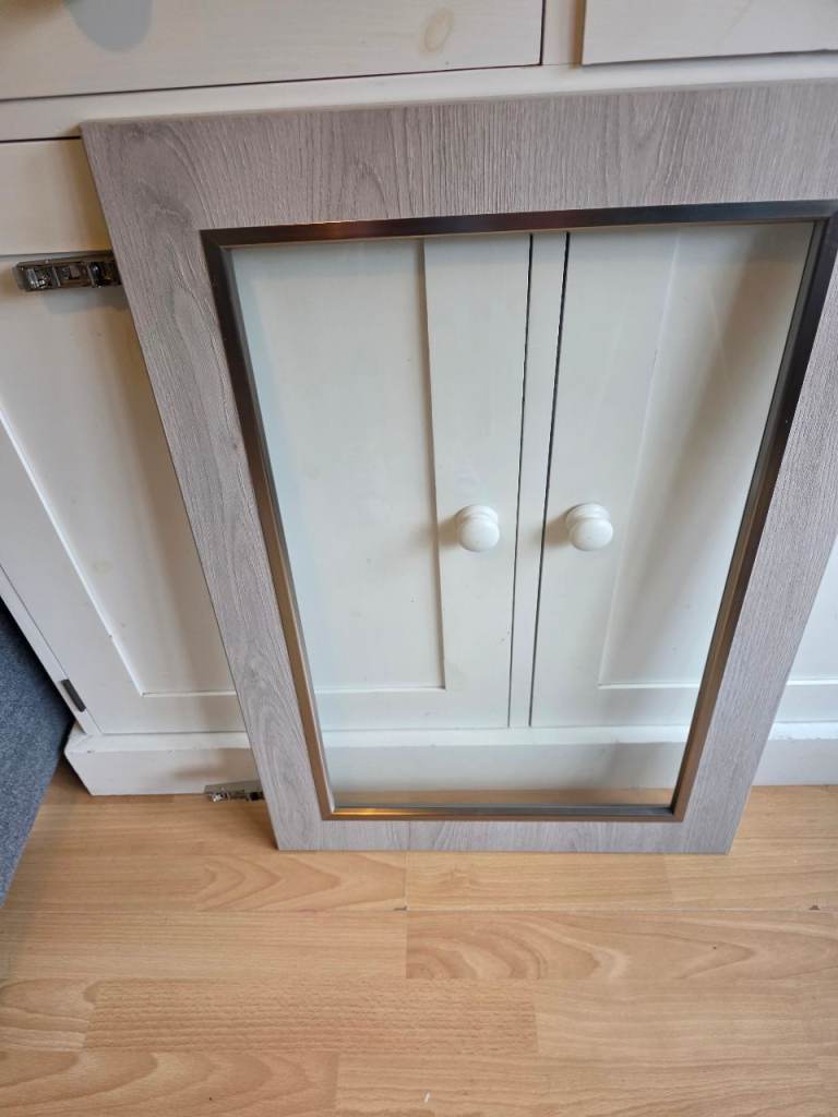 Howdens kitchen cupboard doors