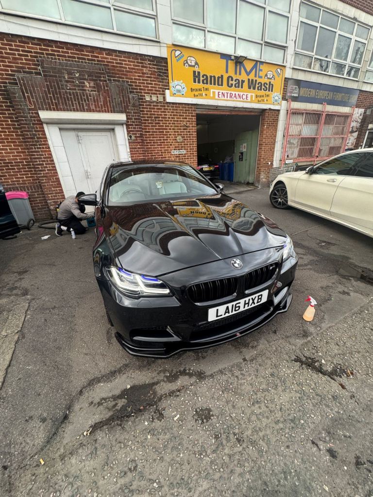 BMW, M5, Saloon, 2016, Semi-Auto, 4395 (cc), 4 doors