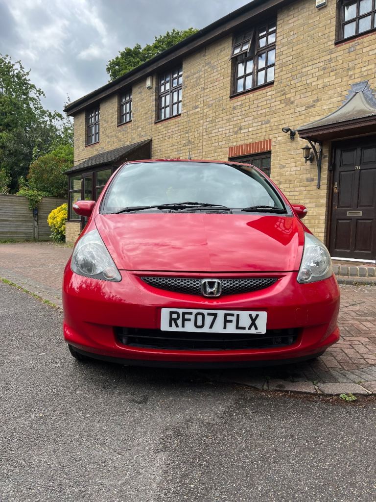 Honda Jazz 1.3 CVT Automatic – ULEZ Free – Low Miles – Long MOT – Excellent Condition £2,700 ONO